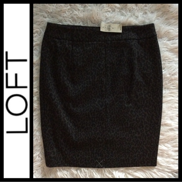 NWT Ann Taylor Loft Animal Print Ponte Pencil Skirt - Picture 3 of 4